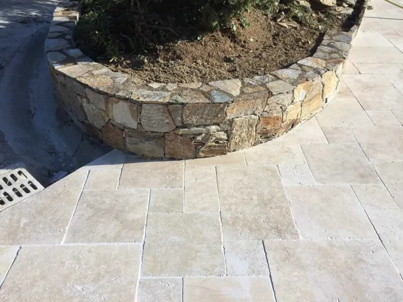 Travaux de maçonnerie extérieure, Sainte-Maxime, Wiss Gardens