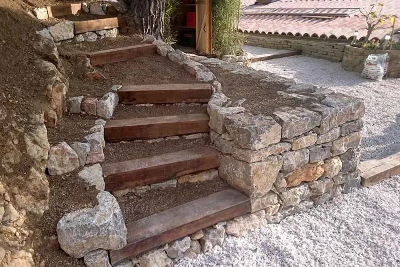 Travaux de maçonnerie extérieure, Sainte-Maxime, Wiss Gardens